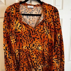 Chic Leopard Print Women's Blouse